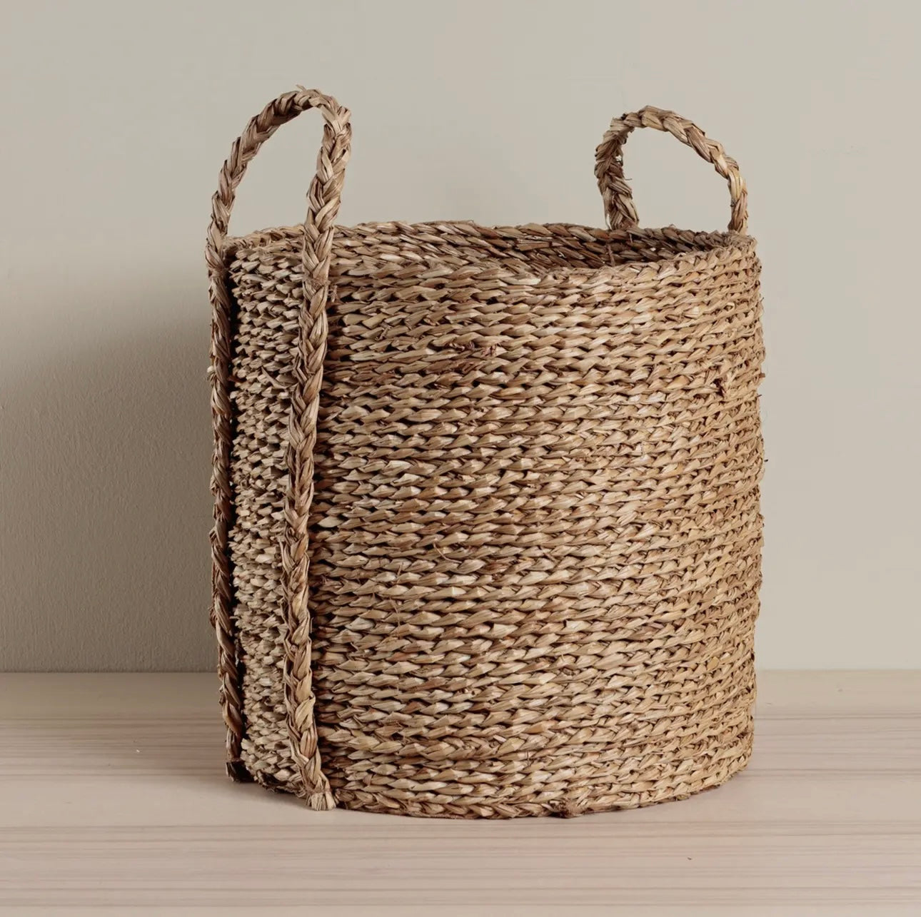 Jobu Round Seagrass Basket with Handles - Large